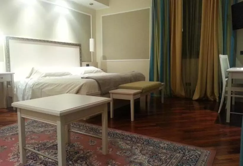 ジュニアスイート, Albergo Della Roccia