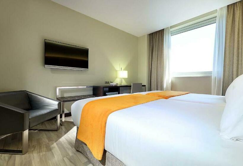 스탠다드 트리플 룸, Exe Puerto De Sagunto