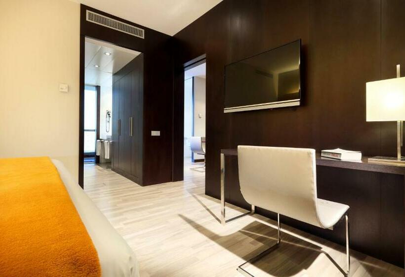 스위트, Exe Puerto De Sagunto