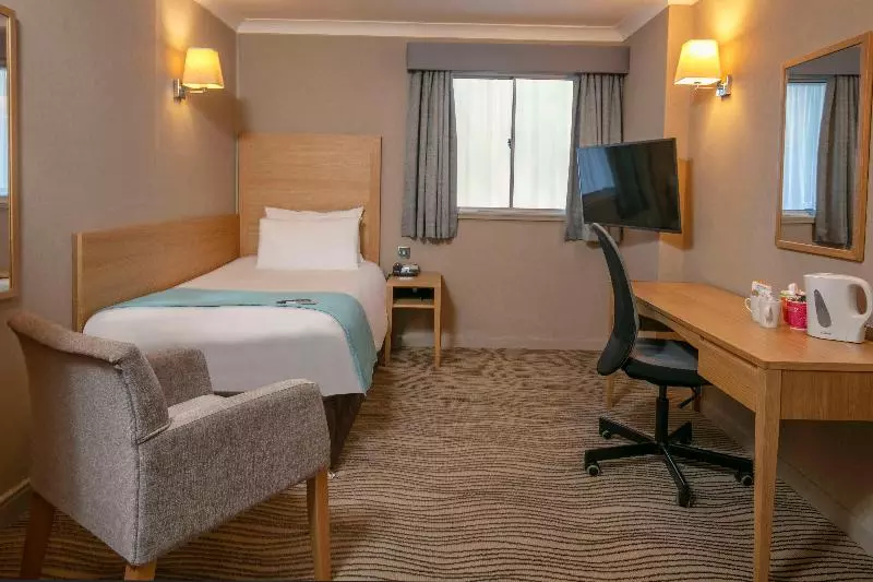 سوییت جونیور لوکس, Mc San Jose