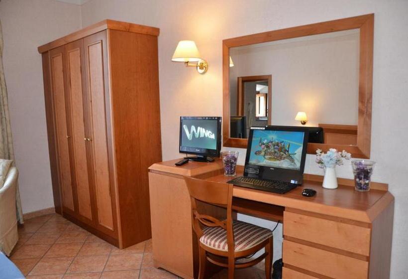 اتاق استاندارد سه نفره, Mia Cara & Spa