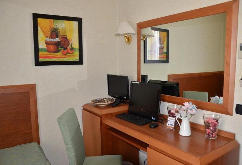 اتاق استاندارد یک نفره, Mia Cara & Spa