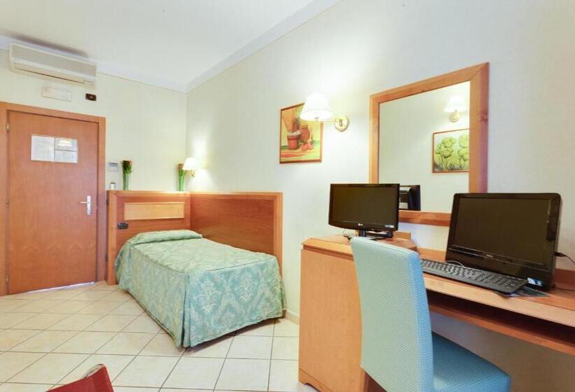 اتاق اکونومی یک تخته, Mia Cara & Spa