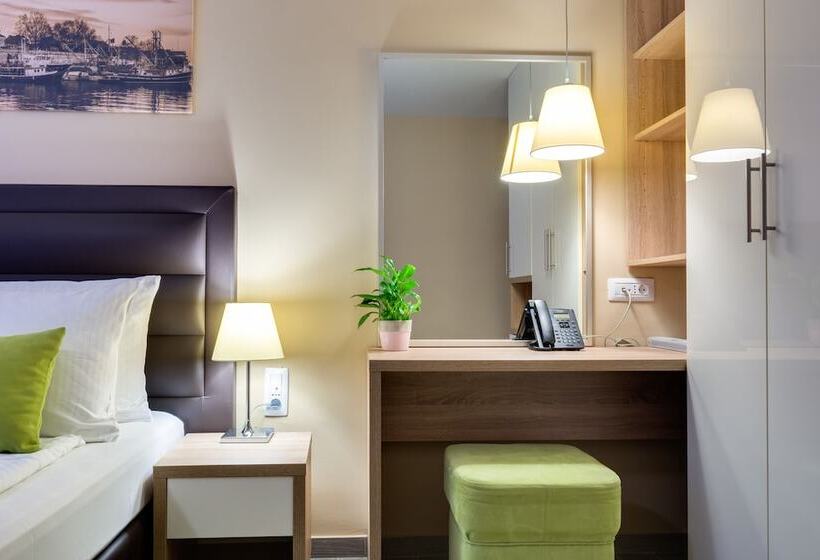 חדר פרמיום עם מרפסת, Pinija