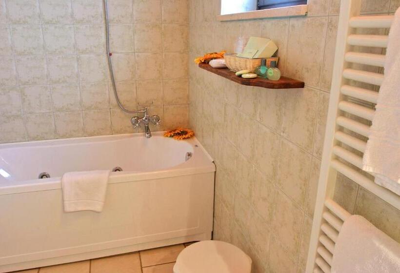 디럭스 룸, Relais Masseria Serritella