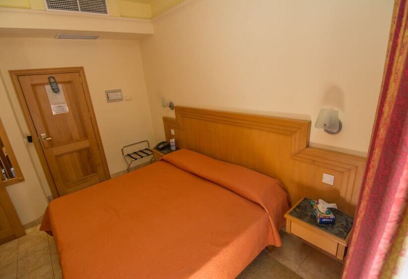 اتاق استاندارد, San Andrea