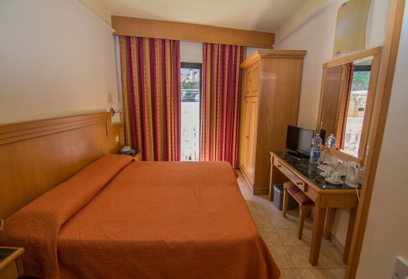 اتاق استاندارد, San Andrea