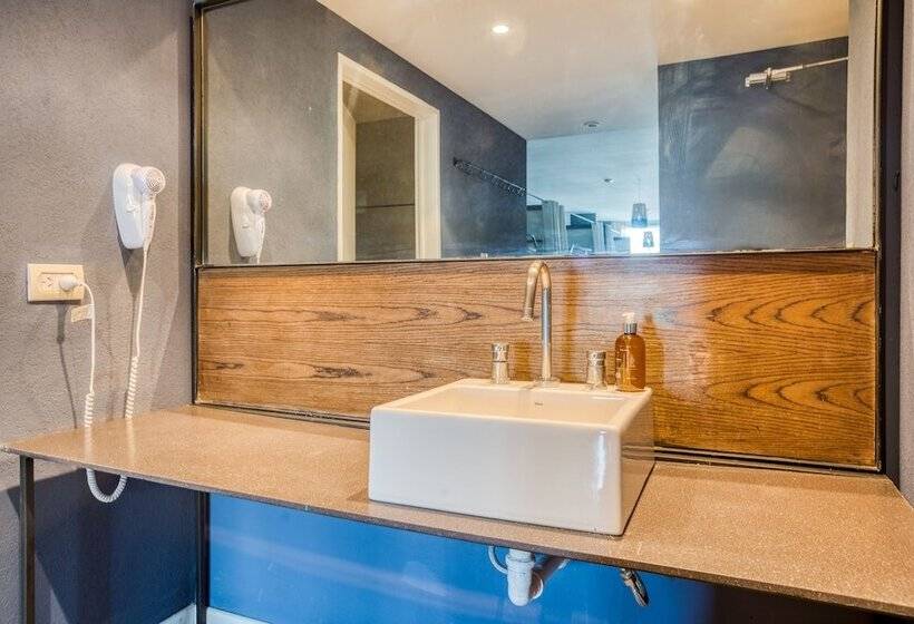 سرير فى غرفة مشتركه, Socialtel Palermo   Formerly Selina Palermo