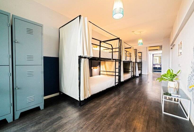 سرير فى غرفة مشتركه, Socialtel Palermo   Formerly Selina Palermo