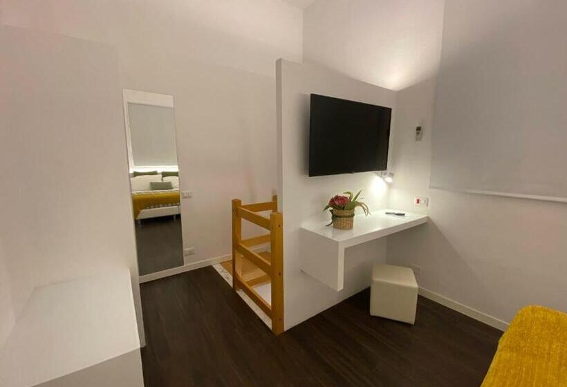 سوییت جونیور, Soggiorno Lo Stellino