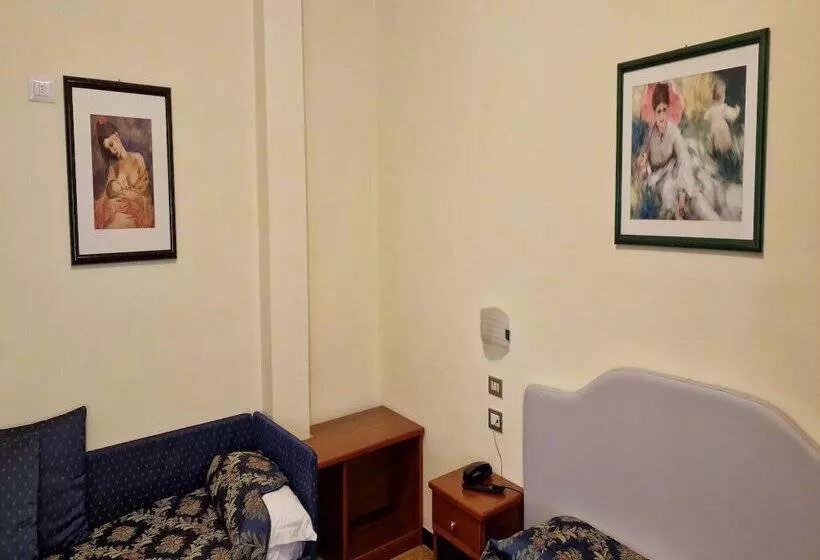 اتاق استاندارد سه نفره, Sud Est