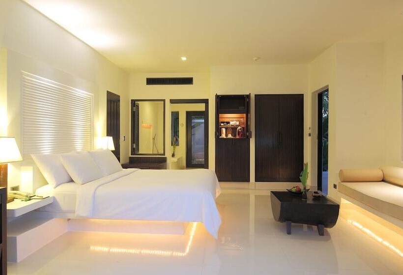 غرفة ديلوكس سرير كينج, The Racha