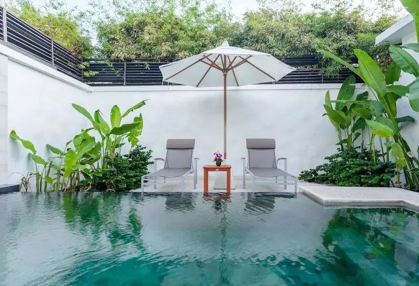 Deluxe-villa 1 Makuuhuone Merinäkymä, The Racha