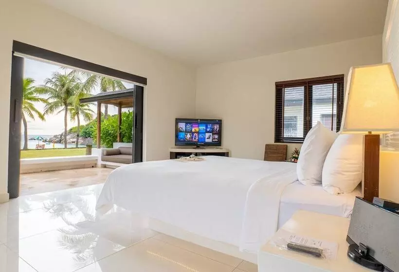 Deluxe-villa 1 Makuuhuone Merinäkymä, The Racha