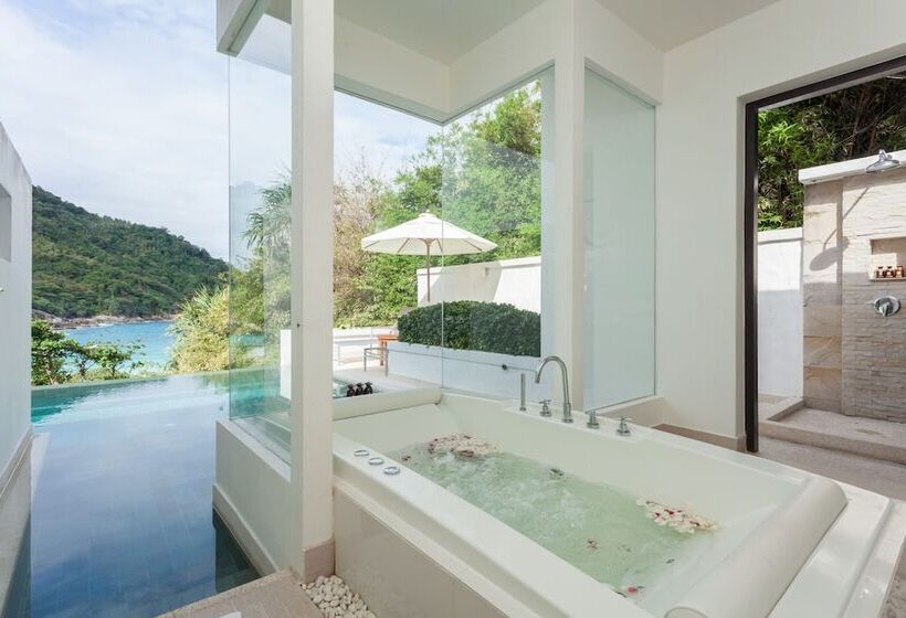 جناح مطلّ علي البحر, The Racha