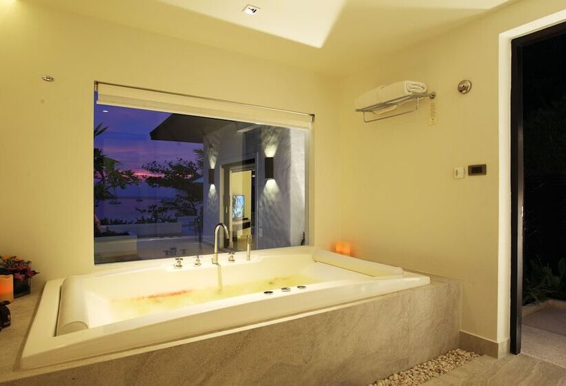 جناح مطلّ علي البحر, The Racha