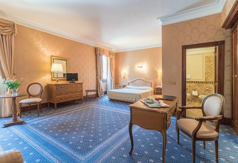 غرفة عائلية, Torre Sant Angelo