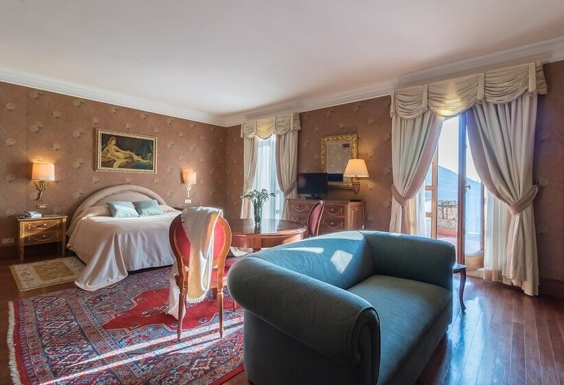 جناح, Torre Sant Angelo