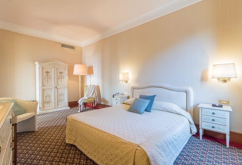 جناح جونيور, Torre Sant Angelo