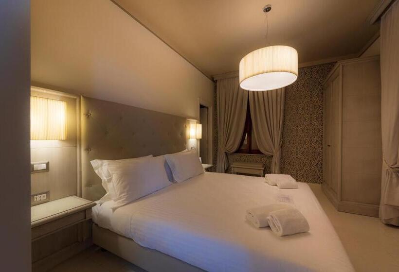 سوییت جونیور, Villa Elda Boutique