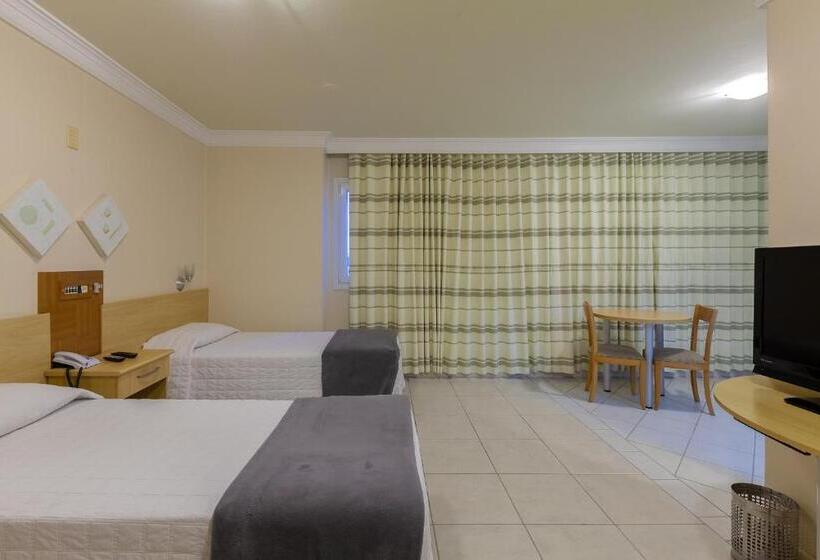 اتاق لوکس یک تخته, Tri Hotel Executive Criciúma