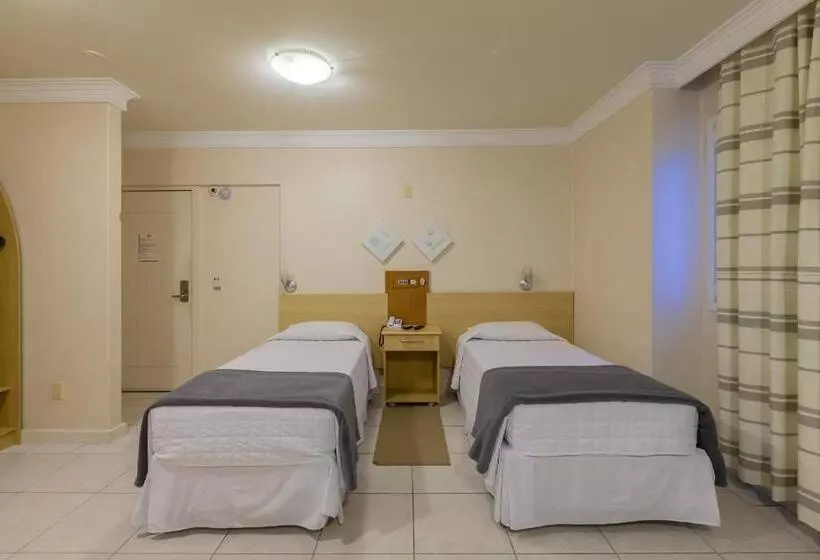 اتاق لوکس یک تخته, Tri Hotel Executive Criciúma