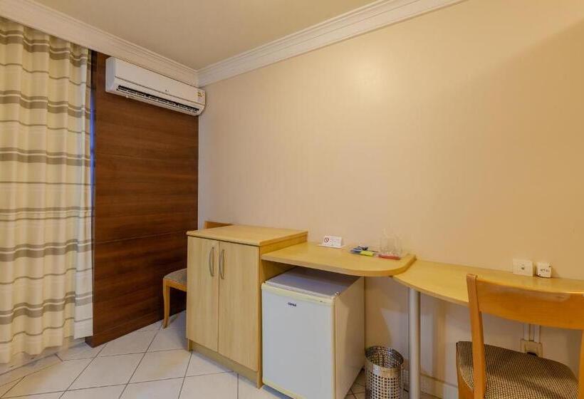 חדר סטנדרט יחיד, Tri Hotel Executive Criciúma