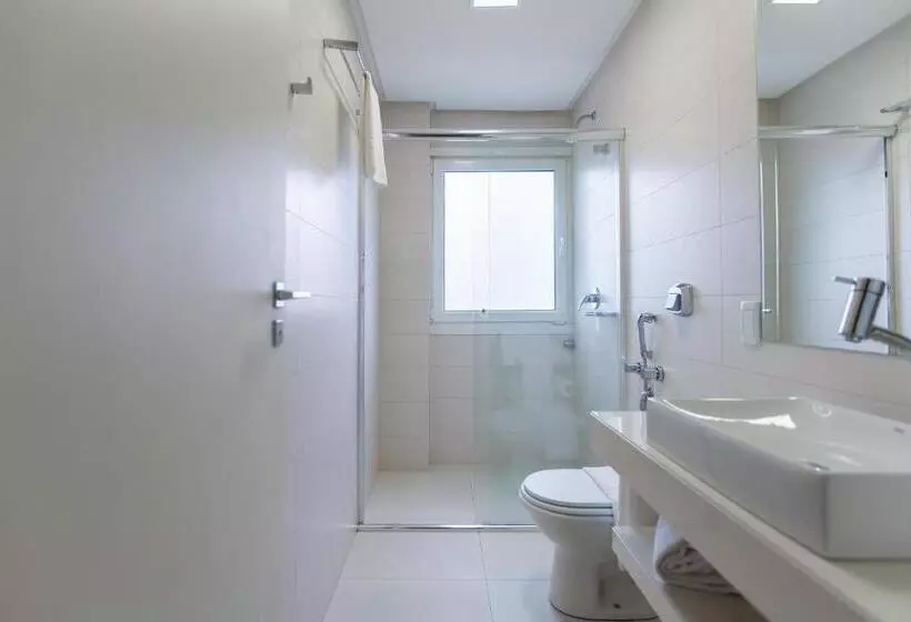 اتاق سوپریور یک تخته, Tri Hotel Executive Criciúma