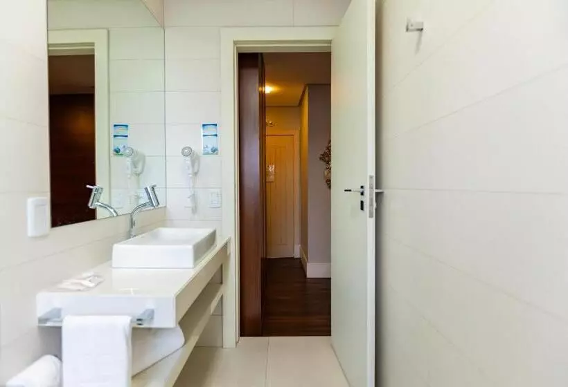 اتاق سوپریور, Tri Hotel Executive Criciúma