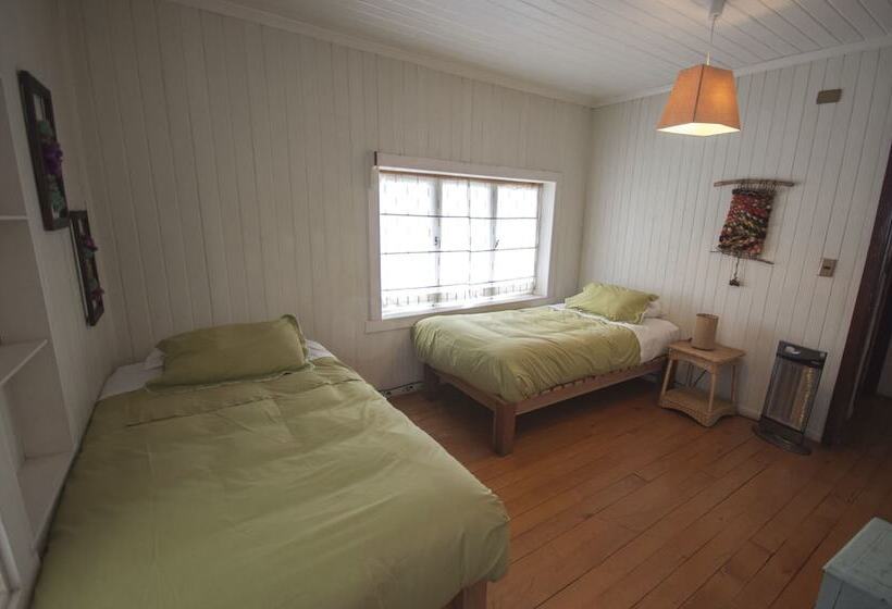 اتاق استاندارد با سرویس بهداشتی مشترک, La Nuez Bnb