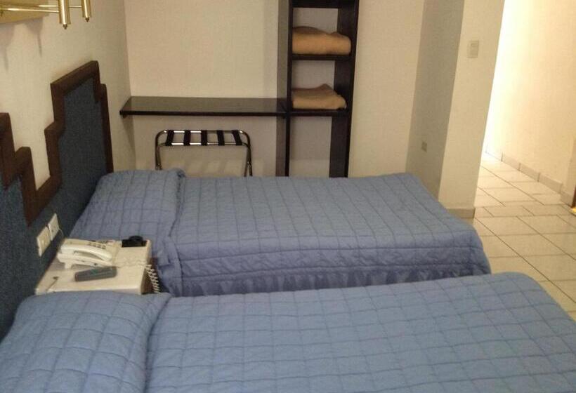 标准三人间, Hacienda Nainari