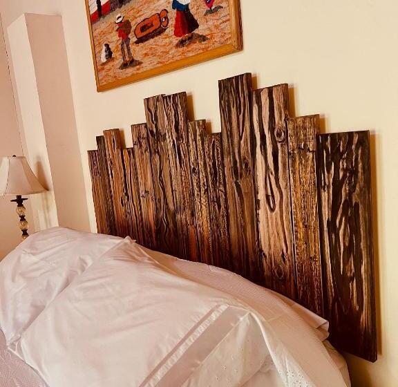 غرفة قياسية, Jireh