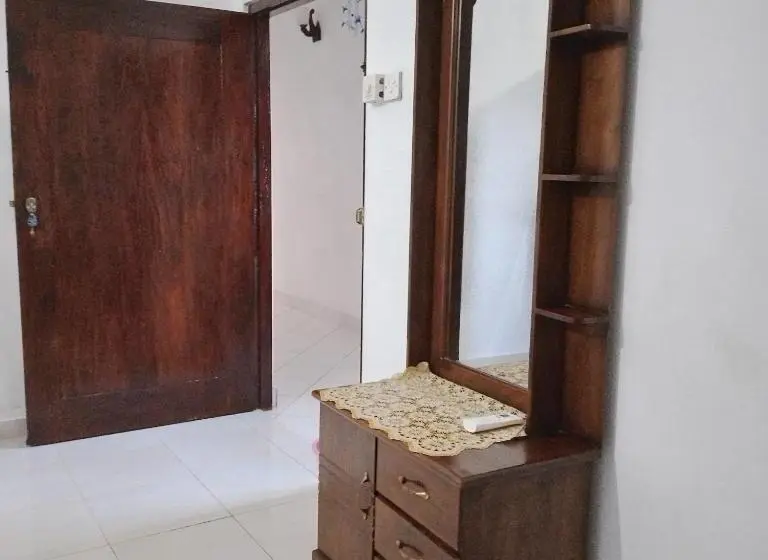 اتاق لوکس, Sea Side Bay House