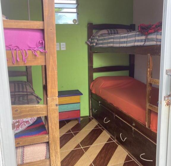 共用房间的床, Valizas Hostel