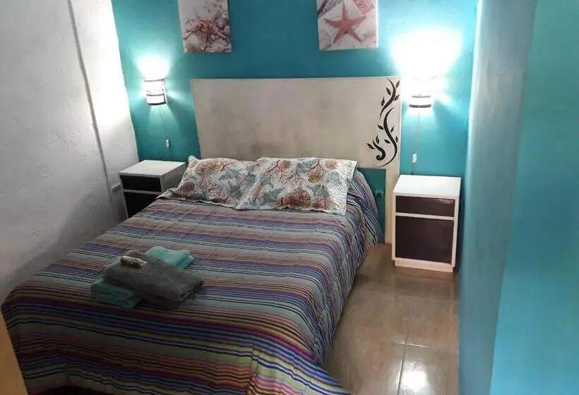 Perhehuone, Valizas Hostel