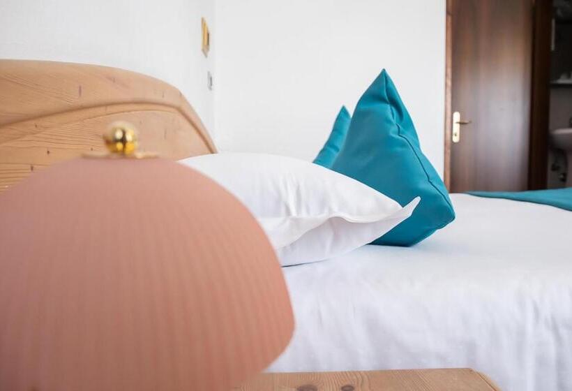 اتاق استاندارد, Albergo Cappello E Cadore