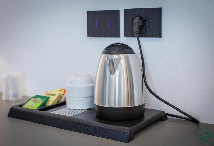 سوییت جونیور, Albergo Cappello E Cadore