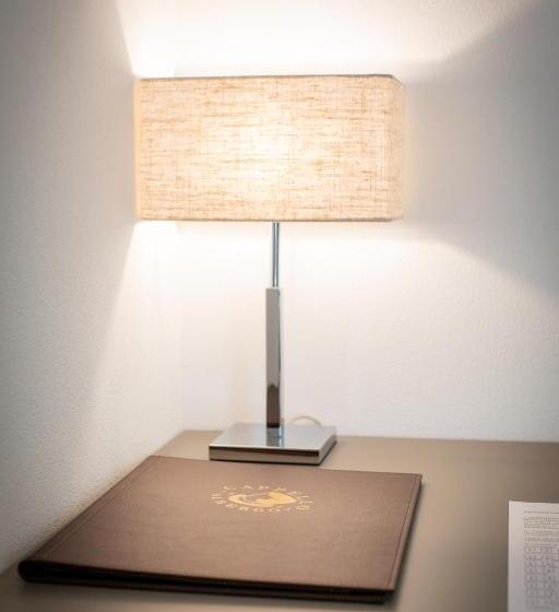 سوییت جونیور, Albergo Cappello E Cadore