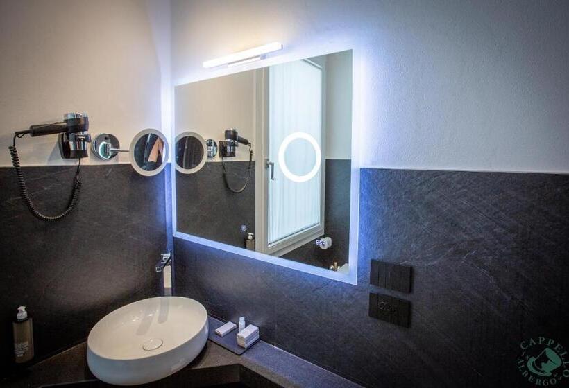 سوییت لوکس, Albergo Cappello E Cadore