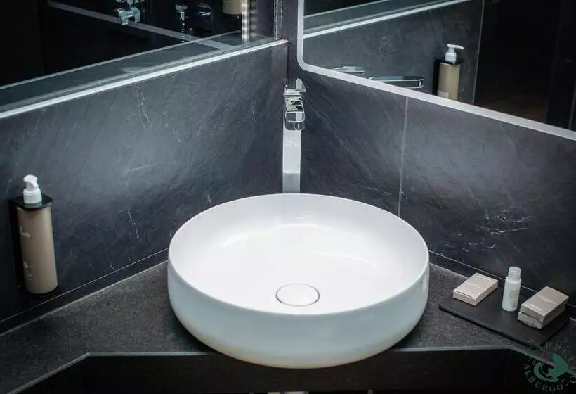 スイート, Albergo Cappello E Cadore