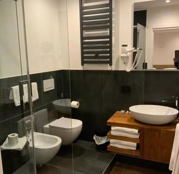 スタンダード４人部屋, Albergo Cappello E Cadore
