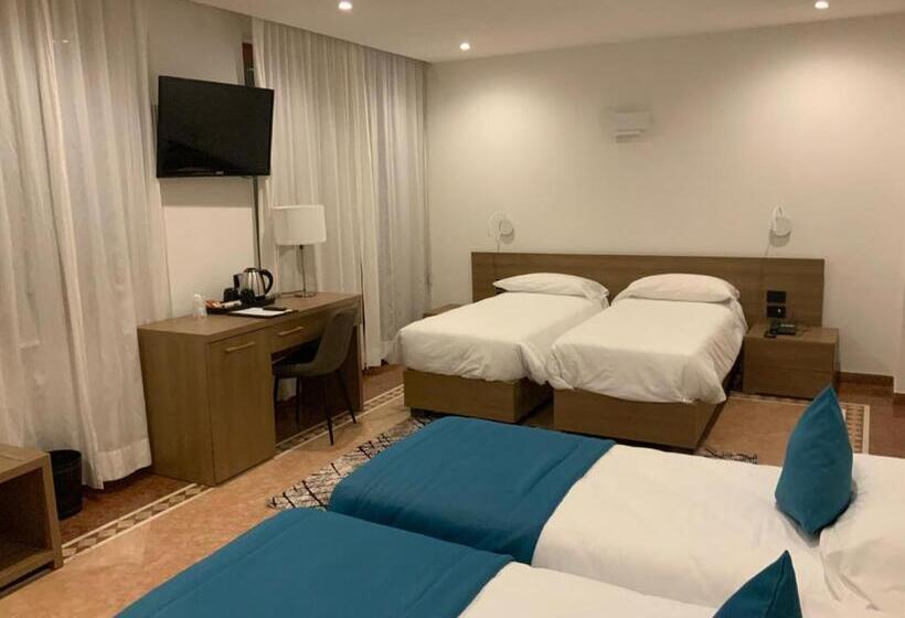 اتاق استاندارد چهار تخته, Albergo Cappello E Cadore