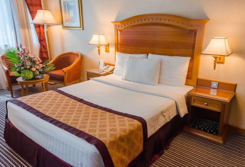 اتاق استاندارد یک نفره, Avenue Hotel Dubai