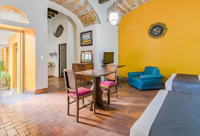 غرفة قياسية رباعية, Ayenda Meson De San Sebastian