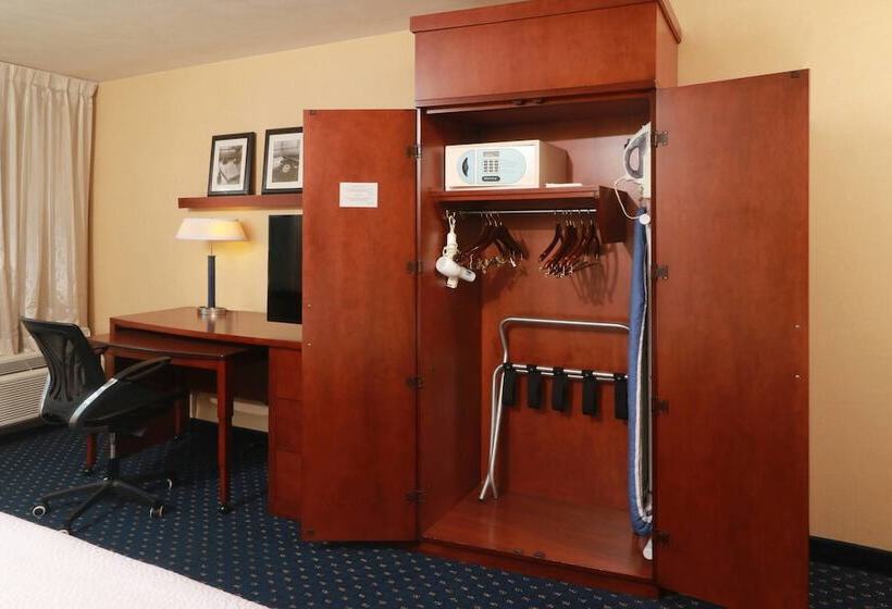 带2个双人床的标准工作室, Courtyard Monterrey San Jeronimo