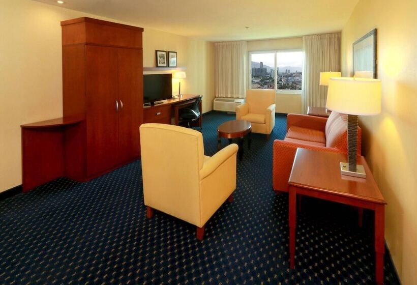 套房, Courtyard Monterrey San Jeronimo