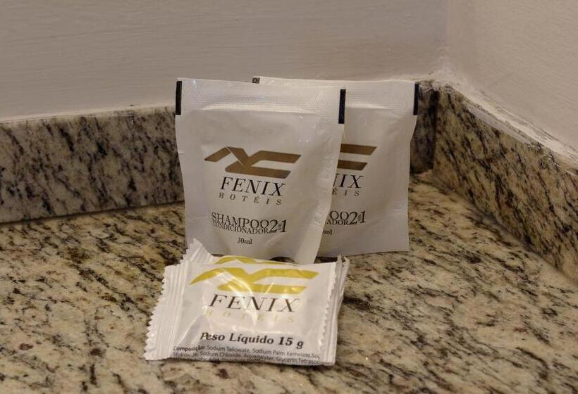 스탠다드 트리플 룸, Fênix Hotel Limeira