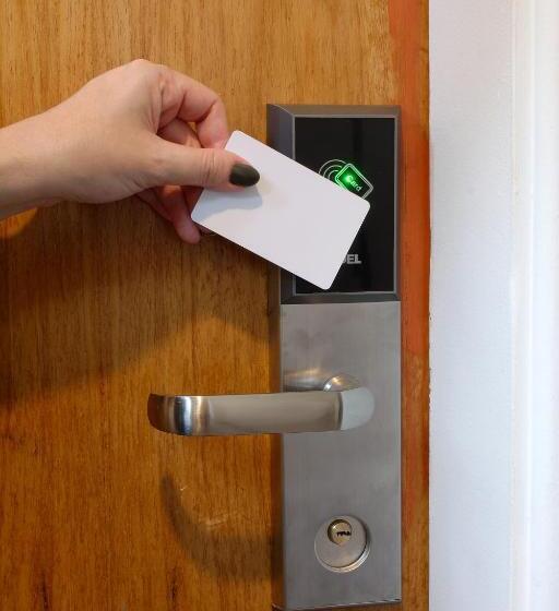 스탠다드 트리플 룸, Fênix Hotel Limeira