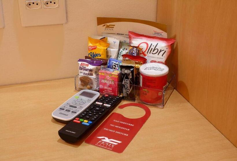 스탠다드 트리플 룸, Fênix Hotel Limeira