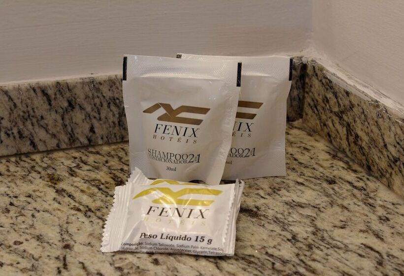 스탠다드 트리플 룸, Fênix Hotel Limeira